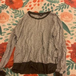 1) a long sleeve top that i’ve worn once. the brand is alfani.